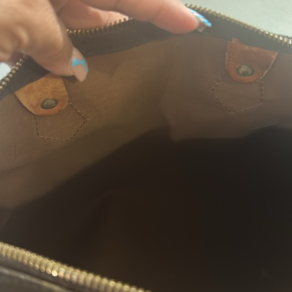 Louis Vuitton Speedy Purse - Picture 8 of 9